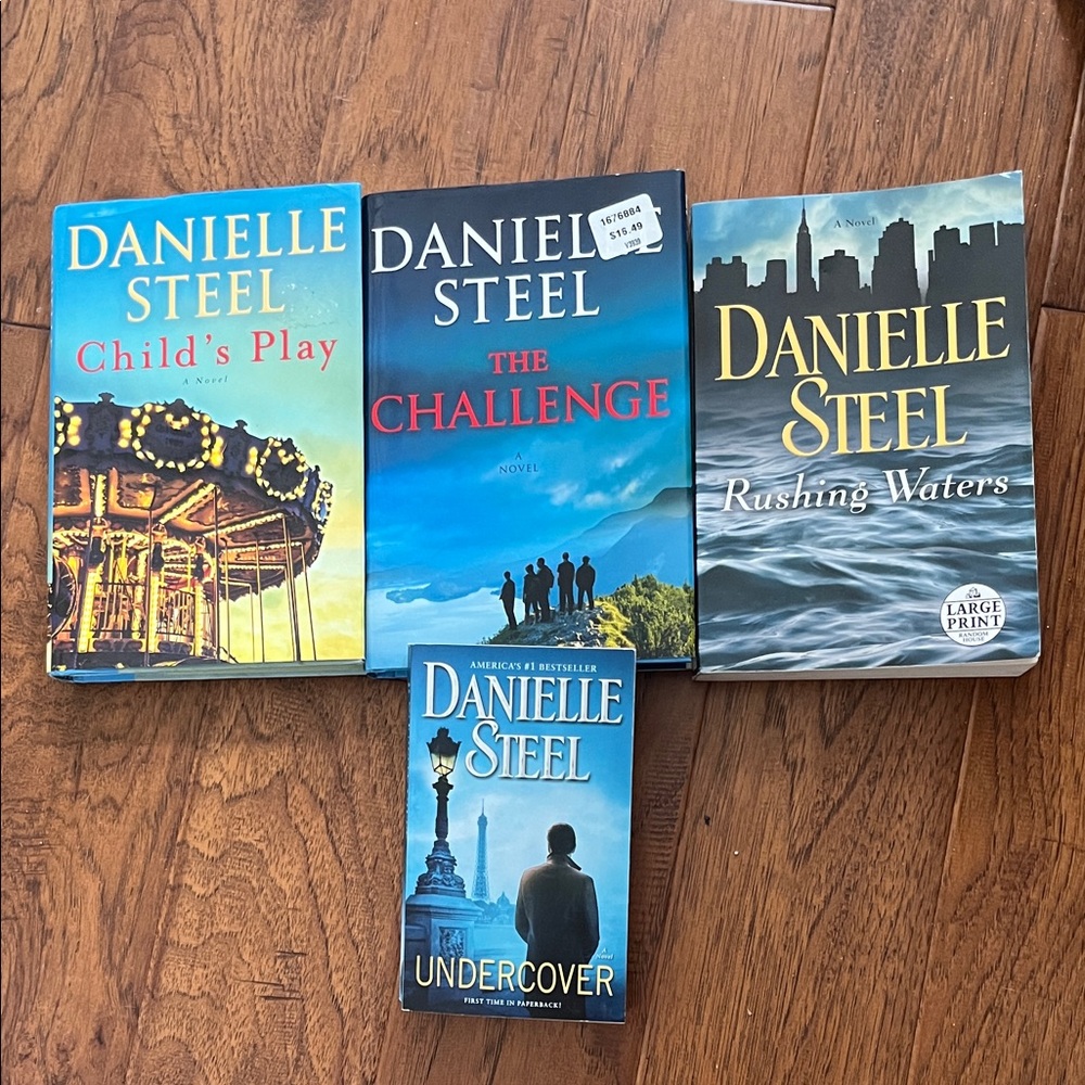 Danielle Steel Paperback Book Bundle - Blue Covers